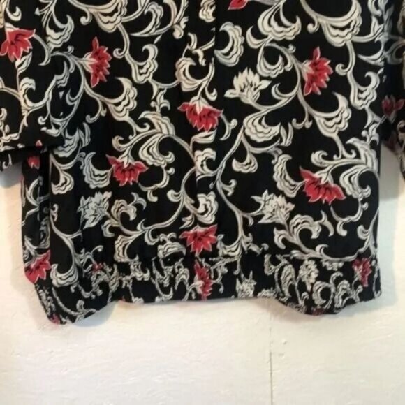 Alfred Dunner Floral Print Top Size 18 Button Down Black Red White - Picture 7 of 9